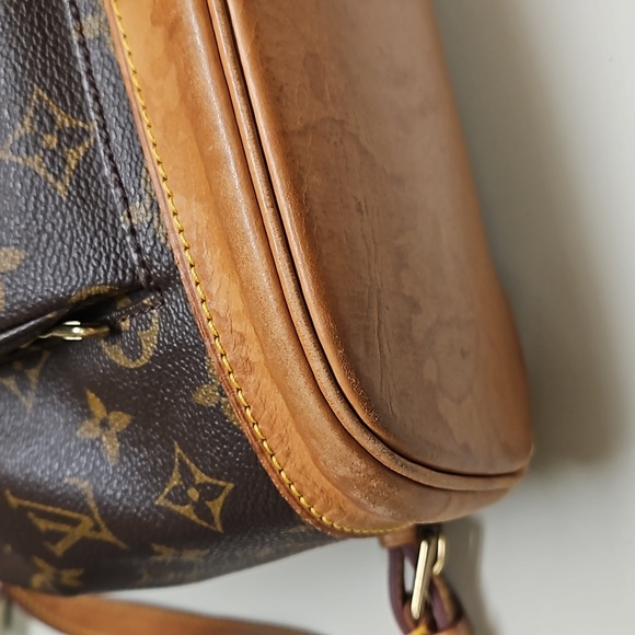 💎Authentic Louis Vuitton MM Montsouris Backpack - Picture 14 of 16